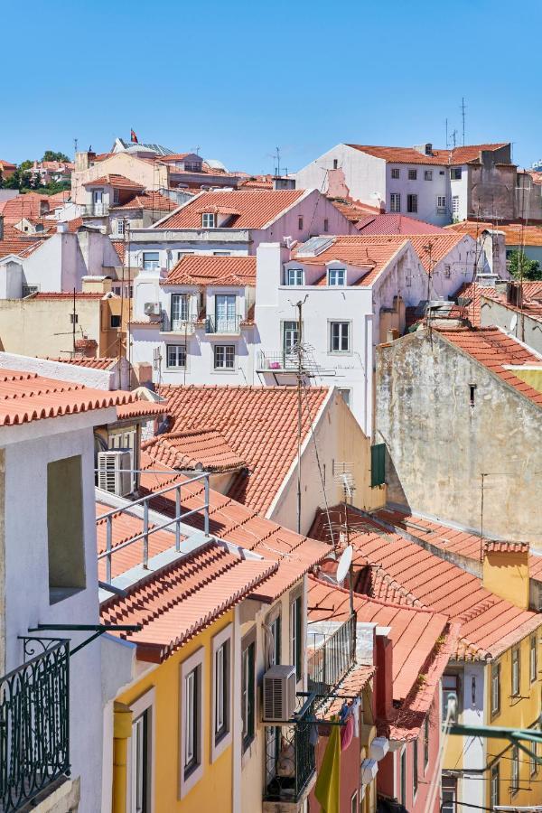 Light Filled Apartment Near Chiado, By Timecooler Lisboa Exterior foto